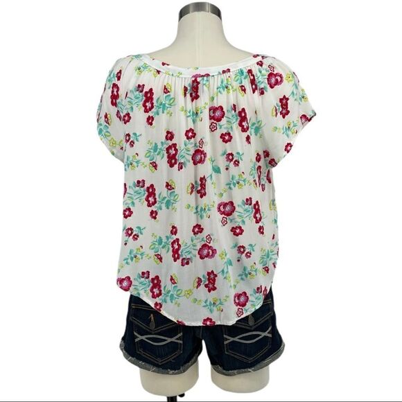 Hollister Split Neck Floral Shirt - Picture 4 of 9